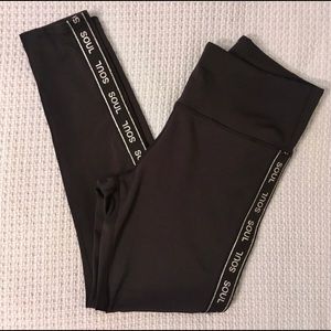 Soul Cycle Sports Bra Legging Set Black Silver